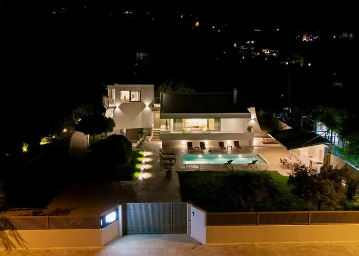 Albagiorno - Glykocharama Villa